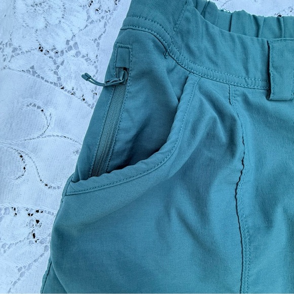 Duluth Trading Co. Teal Casual Skort. Front and back Pockets size 16W - Picture 3 of 12